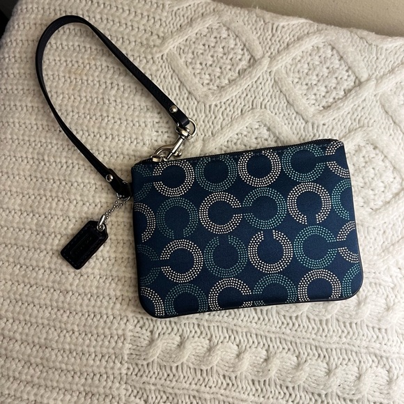 Coach Patterned Blue Wristlet 💙🖤 - Picture 10 of 11